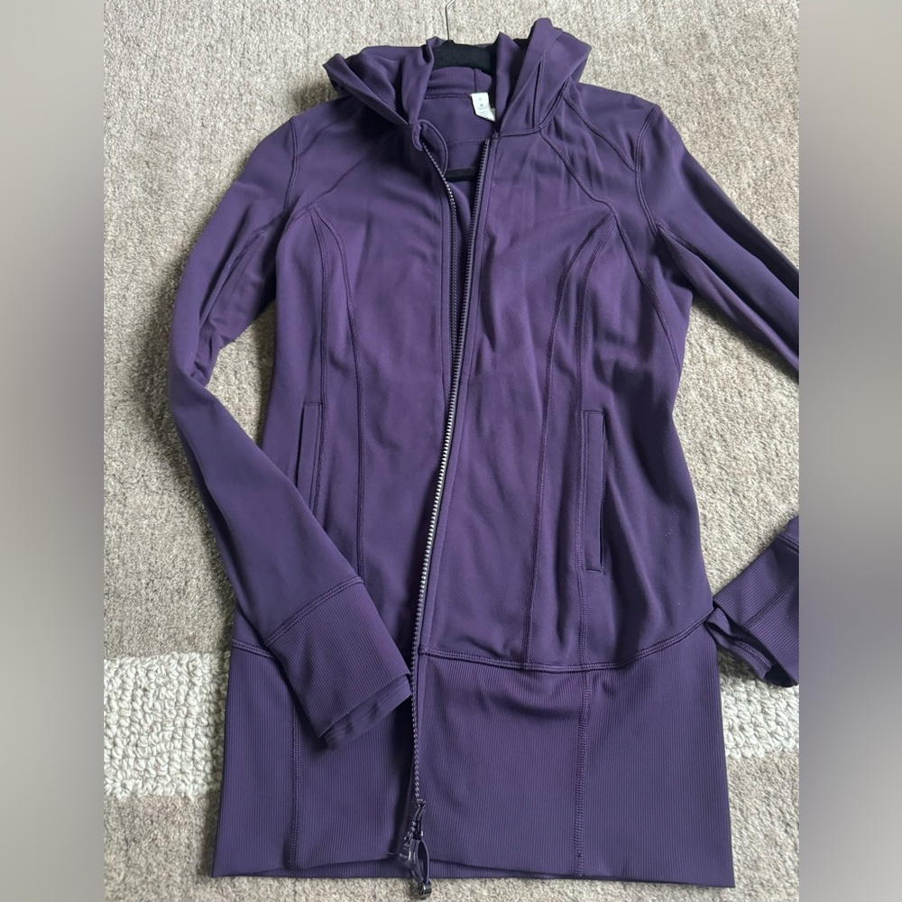 Lululemon long Define Jacket Sz 6